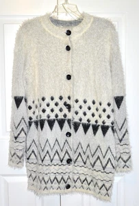 Damart Damengröße 12/12 Pullover Cardigan mit Knopfleiste weiß & schwarz - Bild 1 von 16