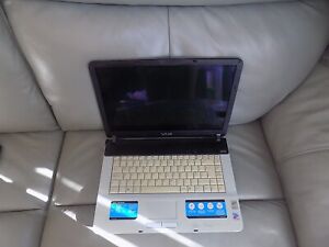 Sony PCG-7G1M 15.4'' Laptop Silver Intel Centrino Win XP UNTESTED SPARES/PARTS