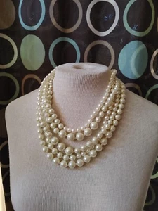 Collana vintage originale J Crew 5 perle swag finte crema *non fabbrica* - Foto 1 di 6