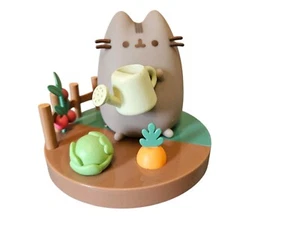 Pusheen Gardening Vinyl Figurine Collectible (2022) NO BOX - Picture 1 of 7
