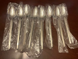 8 New Stanley Roberts SRI Raverna Stainless Flatware Japan Dinner Spoons 7-3/4” - Picture 1 of 3