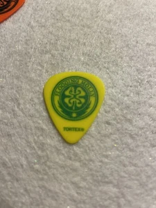 Nathan Maxwell - Flogging Molly 2024 tour issue guitar pick picks - No lot - Picture 1 of 2