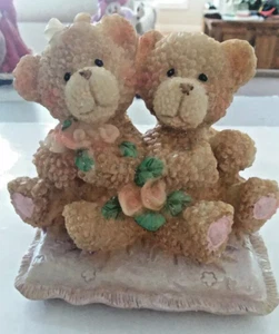 Greenbrier International Teddybären mit rosa Rosen Figur 3,5 in DV20 - Bild 1 von 5