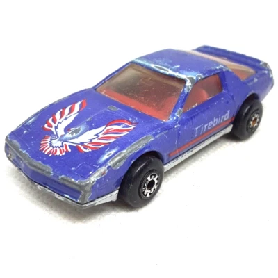 Lesney Matchbox Pontiac Firebird SE 1982 azul hecho en Macao Foto 1 de 4