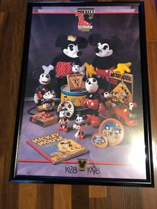 RAR Disney Mickey’s 70th Anniversary professionell gerahmtes Bild Poster - Bild 1 von 7