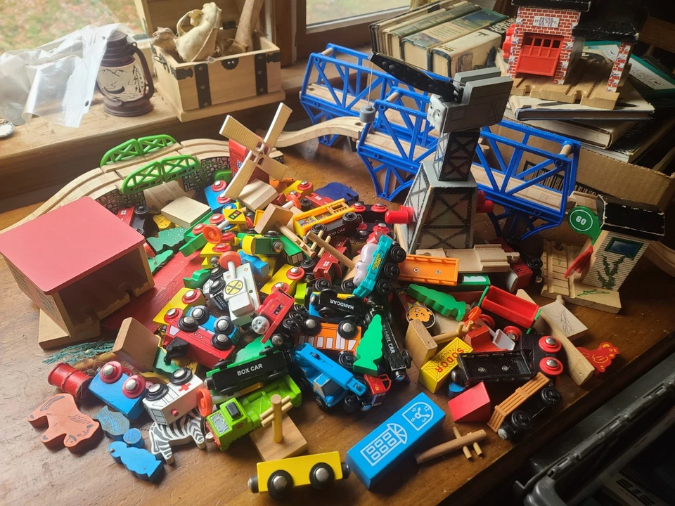 Thomas and Friends Wooden Railway  Lot, 25 lbs - Image 1 of 4