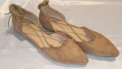 Zapatos planos de ballet con cordones para mujer de lavandería china beige desnudo talla 11 Foto 1 de 4