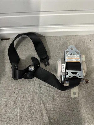 2023-2025 Honda HR-V Right Front  Passenger Side Seat Belt 04814-3W0-A00ZA Foto 1 de 4