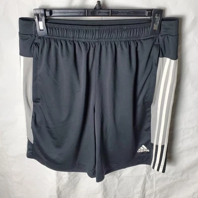 Shorts Adidas Masculino M/L Preto Projetado 2 Movimentos 3 Listras Aeroready Academia Ativa  - Imagem 1 de 4