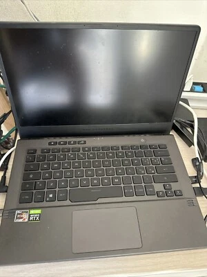 rog zephyrus g14 Ryzen 9 5900hs Rtx3060 32gb Ram - Immagine 1 di 3