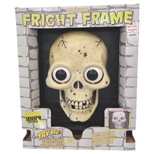 Vntg Halloween Non Working Fright Frame Skull Scary Seasonal Decor - Picture 1 of 18