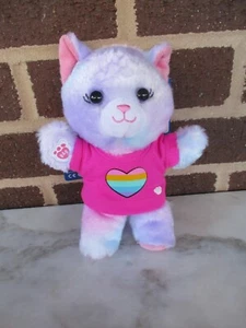 Mini Camiseta Build-A-Bear Frijoles Pastel Remolino Gatito 7" de Alto Peluche-Rosa Corazón - Imagen 1 de 4