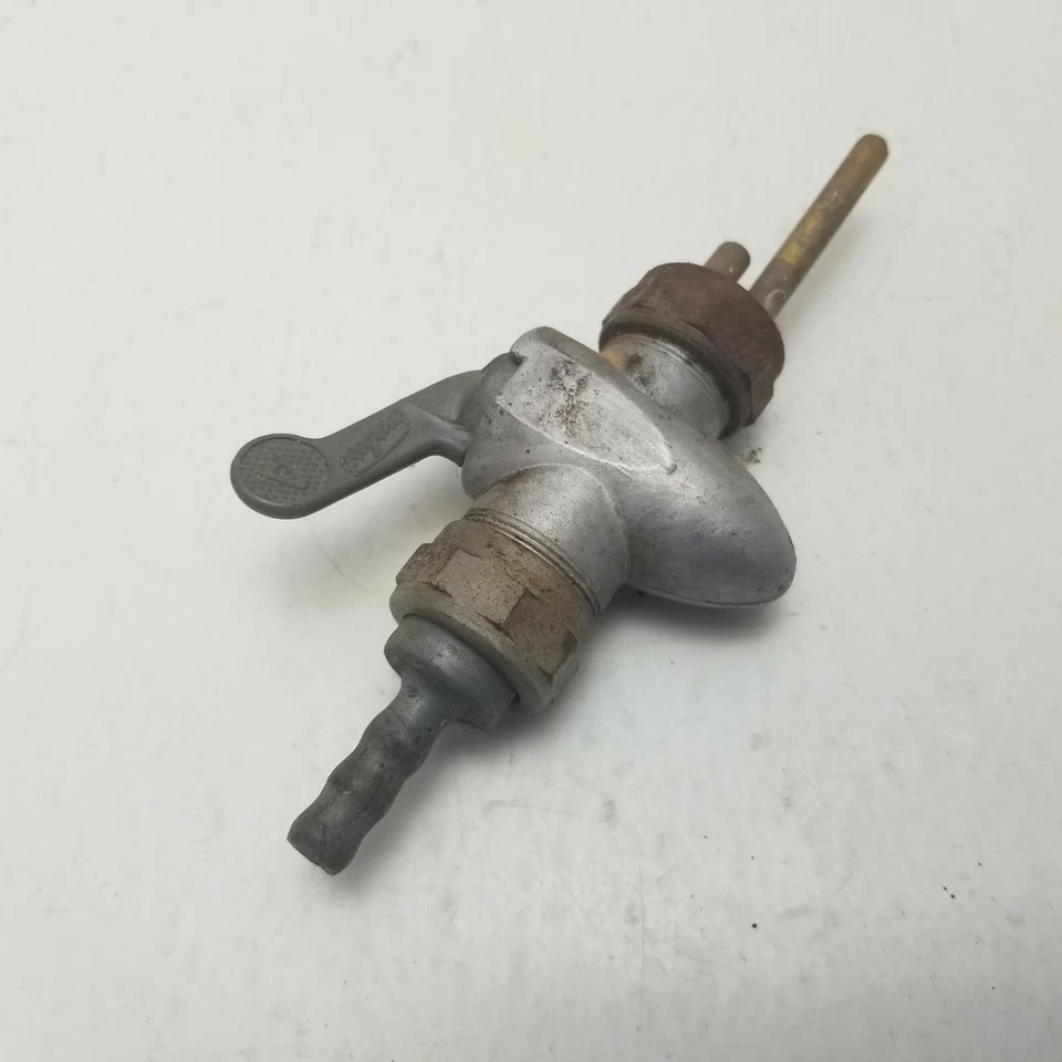 BMW r26 1958 Petcock válvula de grifo de combustible Foto 1 de 4