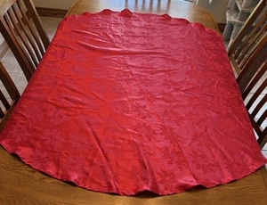 Printed Tablecloth Cotton Holiday Christmas Ruby Red Poinsettia 56” Round - Picture 1 of 5