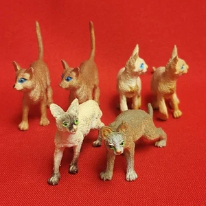 6er Set kleine Miniatur Katzenfiguren aus Kunststoff - Bild 1 von 10