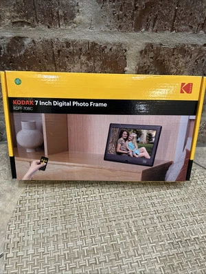 Kodak 7 Inch Digital Photo Frame RDPF-708C - Image 1 of 4