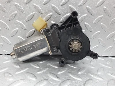 Regulador de ventana Mercedes-Benz W202 C200 motor delantero izquierdo Bosch Foto 1 de 4