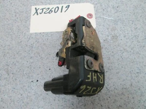 97 98 99 00 01 CHEROKEE RIGHT FRONT DOOR LATCH POWER LOCK (passenger side) XJ - Bild 1 von 2