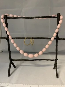 Vintage Pink Necklace Hoop Earrings Gold Tone Pierced Lucite Oval - Imagen 1 de 5
