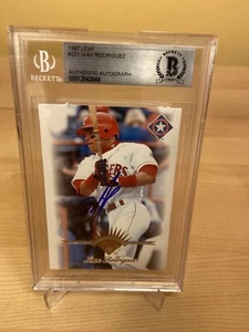 Ivan Rodríguez Texas Rangers Autographed Signed Beckett BAS Slabbed Card COA - Picture 1 of 3