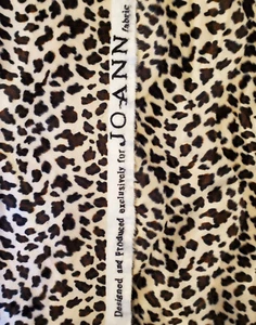 Animal Print Faux Fur Fleece Fabric One Yard 60" Wide JoAnn Fabrics Sewing - Picture 1 of 7