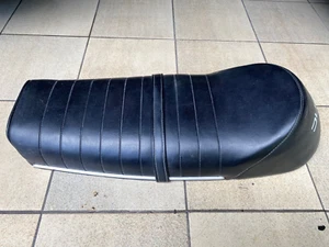 Ducati 750 S Yellow Sport Seat Genuine Dual Seat Kingshaft Bevel - Picture 1 of 4