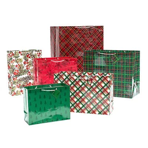 Fun Express Patterned Christmas Paper Gift Bags with Tags - 6 Pc - Picture 1 of 2