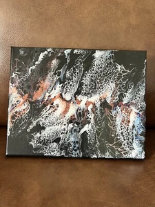 Acrylic Pour Painting (Abstract/Modern) Wall Art on Canvas- 8x10 Size. - Bild 1 von 3