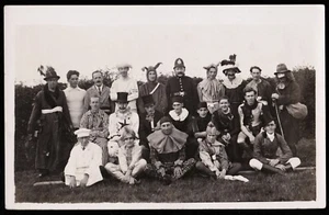 Group photo Fancy Dress RP Postcard - Picture 1 of 2