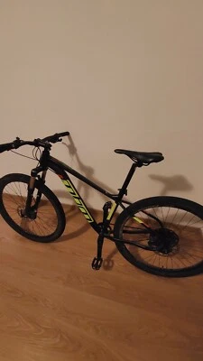Mountain Bike 29 MBM Snake 2023 Nera Giallo taglia M, utilizzata per 600 km  - Immagine 1 di 4