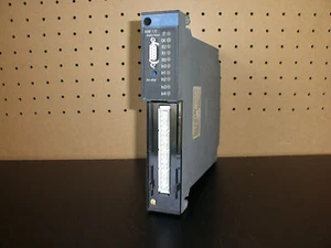 TELEMECANIQUE SCHNEIDER TSX AXM 172 AXIS CONTROL ANALOG OUTPUT - Bild 1 von 2