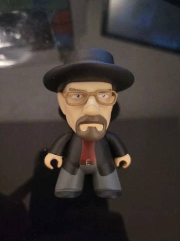 Titans Vinyl Breaking Bad Heisenberg Figure Cover