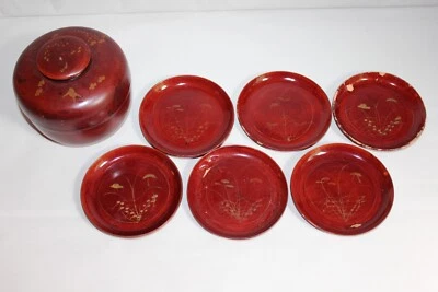 Ancienne boite et ses 6 coupelles en laque de Chine - Photo 1/4