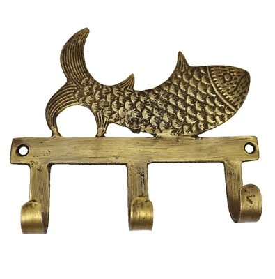 Gancho para decoración de pared con forma de pez acabado vintage hecho a mano para taza de latón Foto 1 de 4