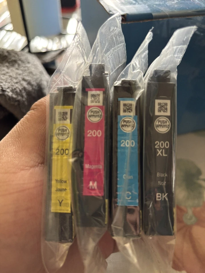 Cartuchos de tinta originales Epsom 200 XL negro y 200 colores  Foto 1 de 1