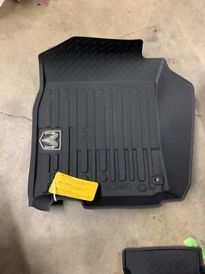 13-22 DS Ram 1500 Quad Cab Black All Weather Floor Mats Factory Mopar New Oem Foto 1 de 4
