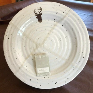 THE FARMHOUSE DEER MELAMINE WHITE AND BROWN SPECKLED 11" PLATES SET OF 4 - Bild 1 von 4