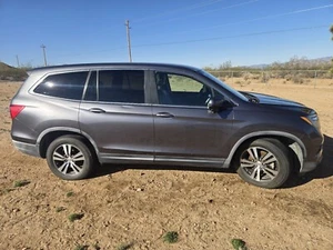 2016 Honda Pilot EXL - Picture 1 of 12