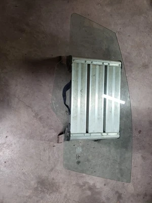 2011-2019 FORD FIESTA FRENTE ESQUERDA PORTA DO LADO DO MOTORISTA JANELA VIDRO FABRICANTE DE EQUIPAMENTO ORIGINAL, 277-00431 - Imagem 1 de 4