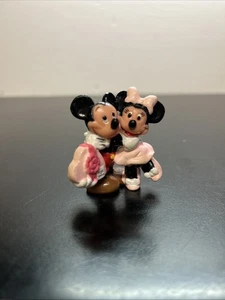 Vintage Applause MINNIE Valentines Mickey Mouse 2" PVC Figure Cake Topper E10 - Picture 1 of 4