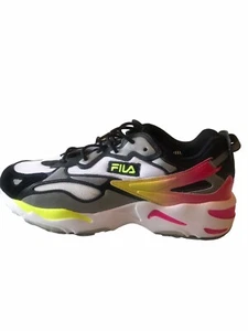 Size 11 - FILA Men's  RAY TRACER APEX 1RM02034-115 Shoe Sneakers Joggers - Picture 1 of 8