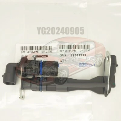 SET OF 2 12561211 Camshaft/12560228 Crankshaft Position Sensor For GMC 5.3L 6.0L - Image 1 of 4
