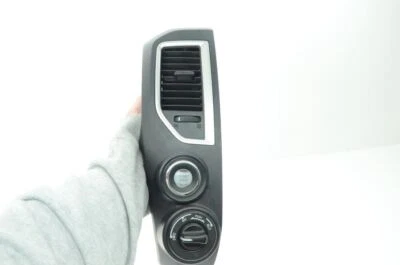 2017-2020 Nissan Titan 5.6L 4x4 Push to Start Ignition with Vent Bezel Foto 1 de 4