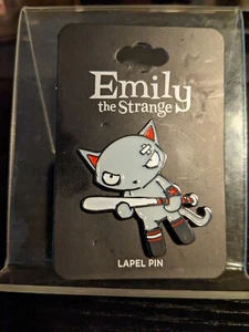 Emily the Strange Cat w Bat enamel pin Bioworld - Picture 1 of 2