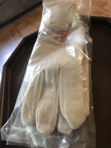 Wholesale Lot Of Michael Jackson Photos /Gloves/Keychains ** 80’s** - Picture 1 of 7