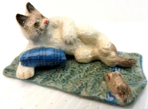 KLIMA K964 Miniature statuette en porcelaine - CHAT SUR SERVIETTES N° 32 CAT - Foto 1 di 3