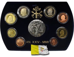 VATICANO 2002 SERIE DIVISIONALE PROOF 8 MONETE + MEDAGLIA ARGENTO - Foto 1 di 1