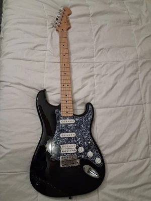 Fender Stratocaster HSS made in mexico - Image 1 of 4