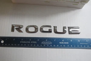 Factory 2014-2020 Nissian Rogue emblem - Picture 1 of 4
