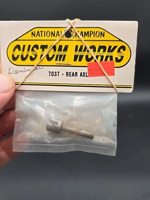 Custom Works Dominator IV 7037 Rear Axel Nos Superior Srp-1  Vintage Dirt Oval - Image 1 of 4